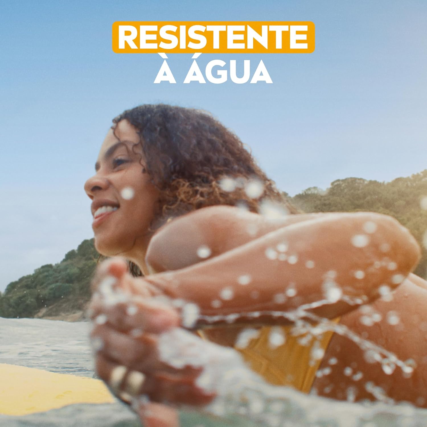 NIVEA SUN Protetor Solar Protect &amp; Hidrata FPS 50 400ml - Com toque seco, rápida absorção e resistente à água, esse protetor solar oferece altíssima proteção ao sol e promove hidratação à pele