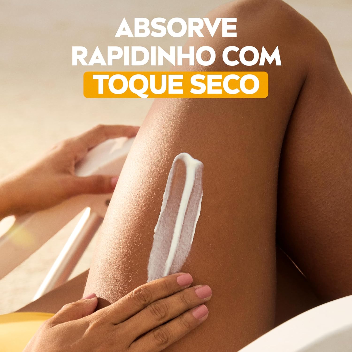 NIVEA SUN Protetor Solar Protect &amp; Hidrata FPS 50 400ml - Com toque seco, rápida absorção e resistente à água, esse protetor solar oferece altíssima proteção ao sol e promove hidratação à pele
